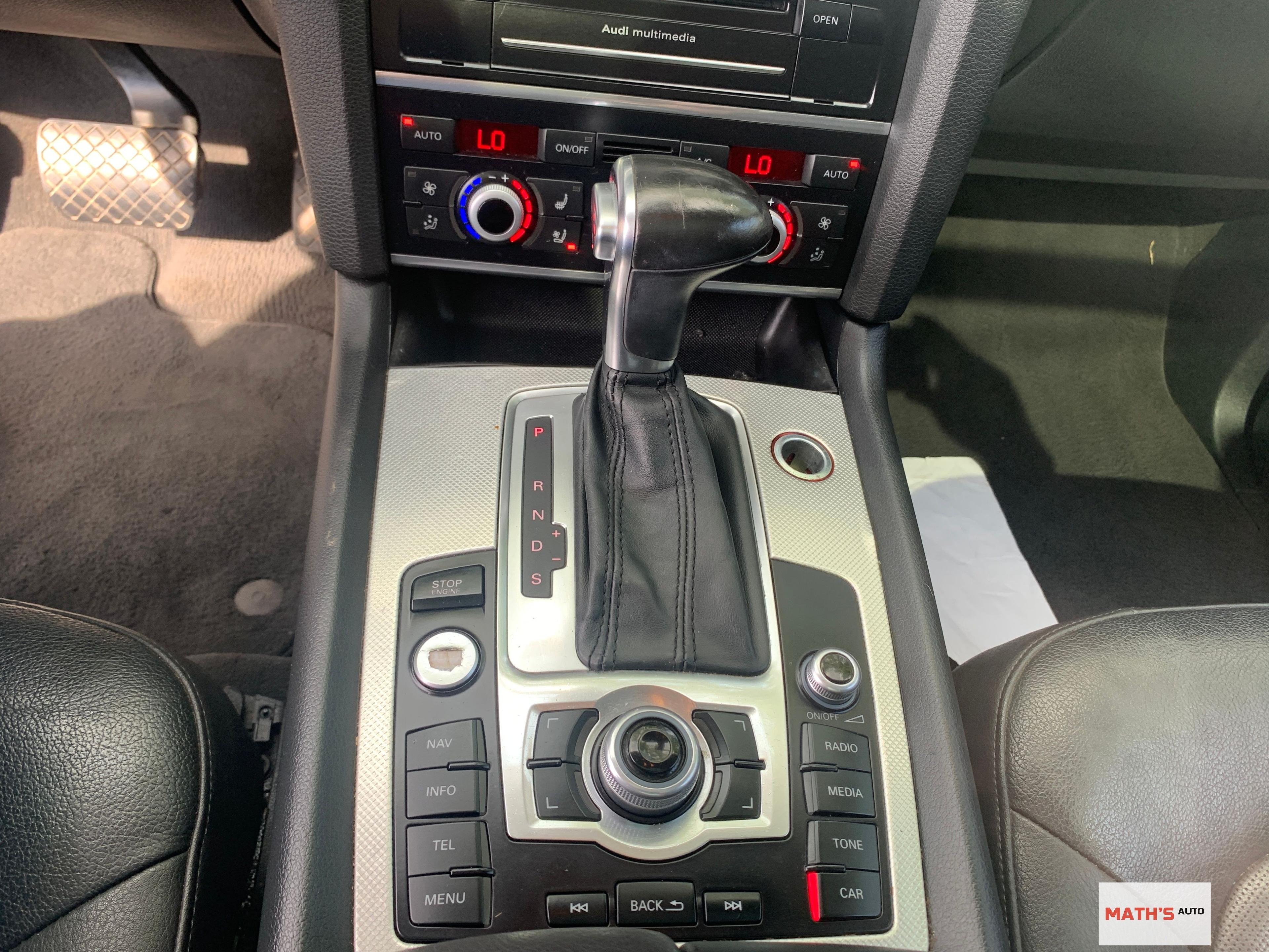 Audi Q7 2015 - Image 21