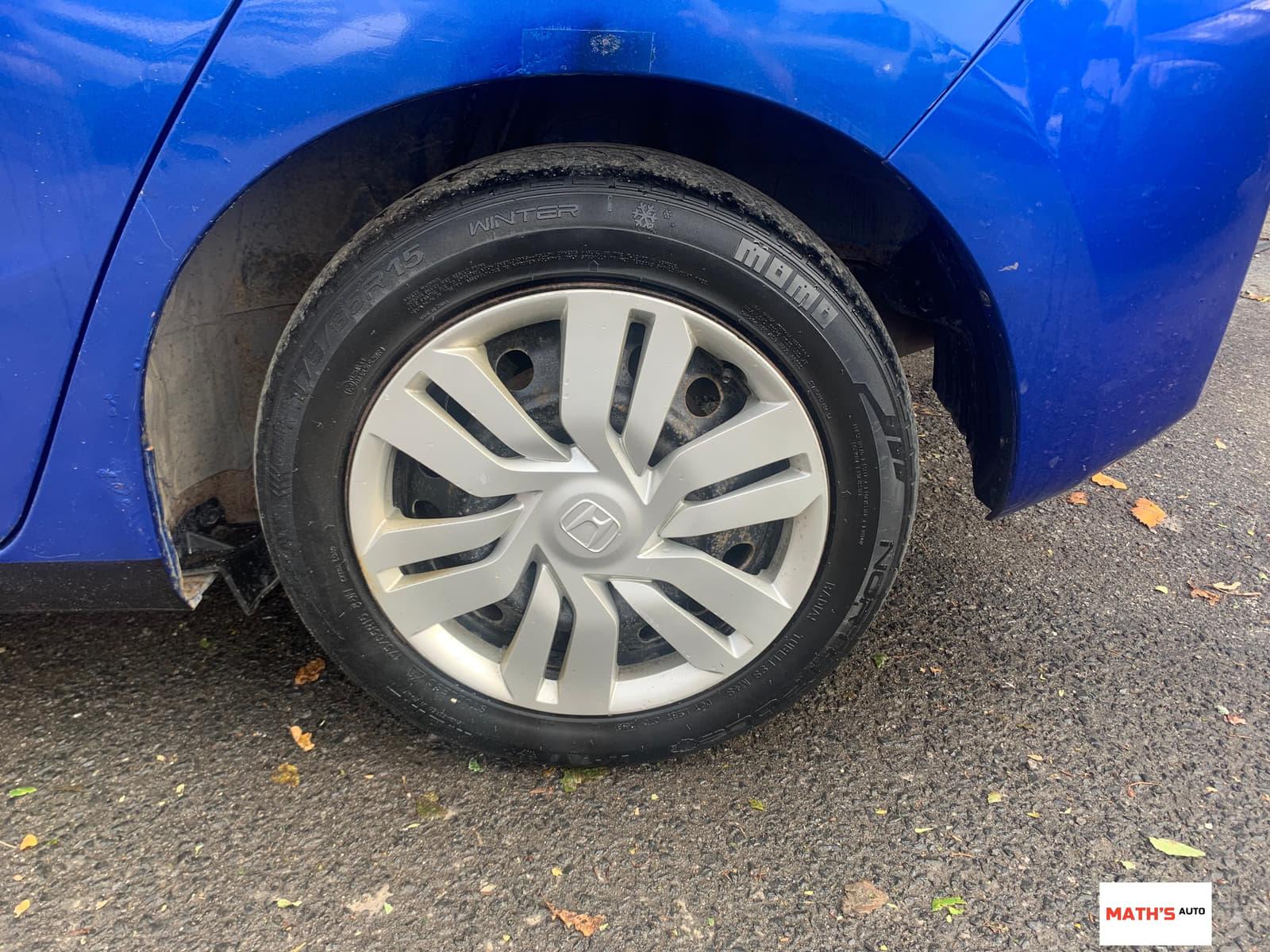 Honda Fit 2015 - Image 9