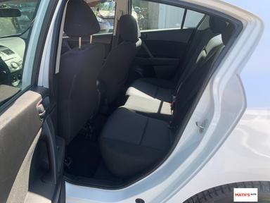 Mazda MAZDA3 2010 - Thumbnail 8