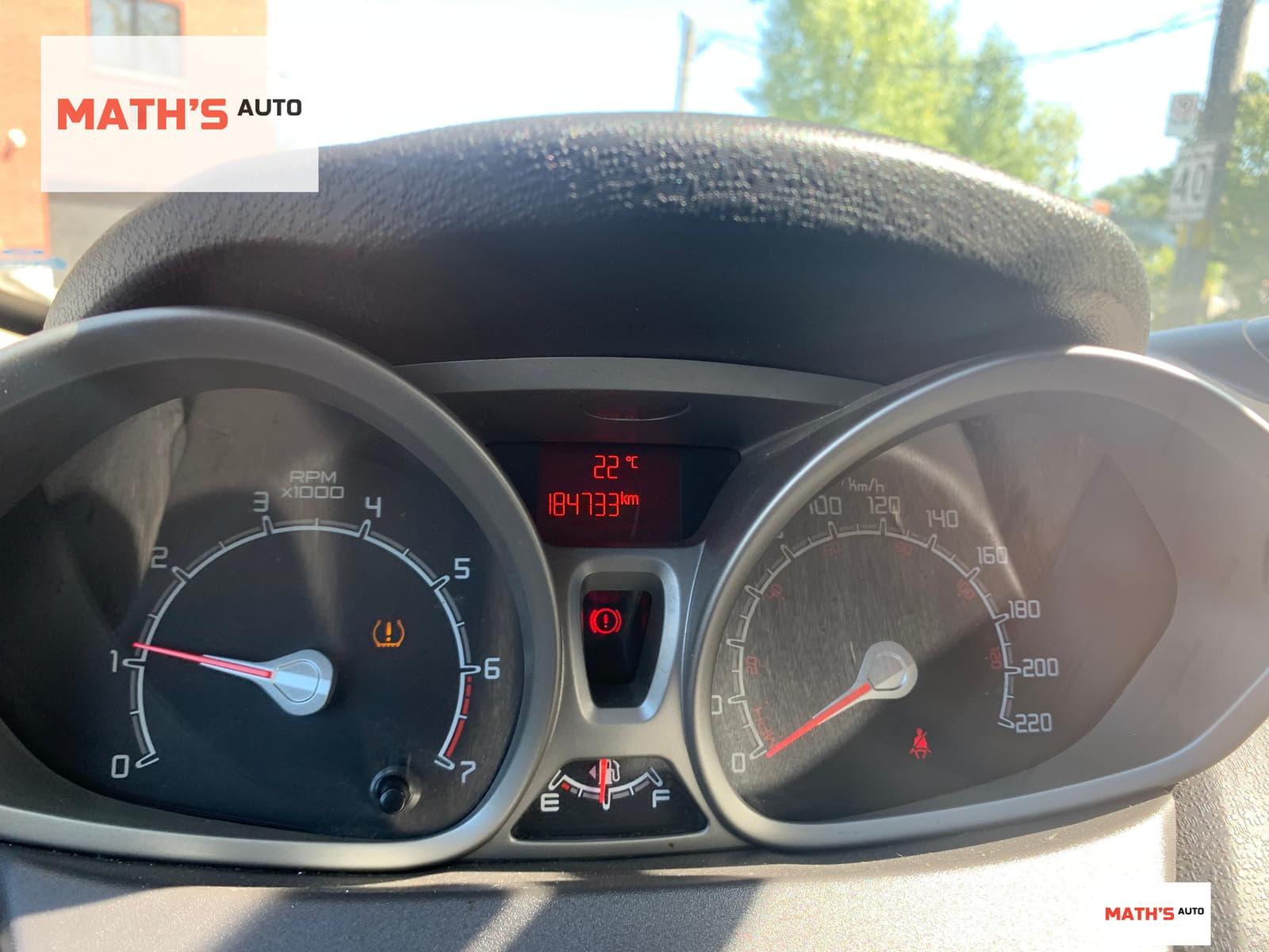 Ford Fiesta 2012 - Image 10