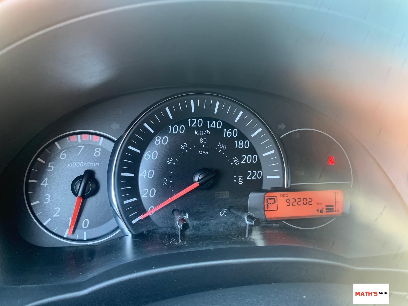 Nissan Micra 2015 - Image 12