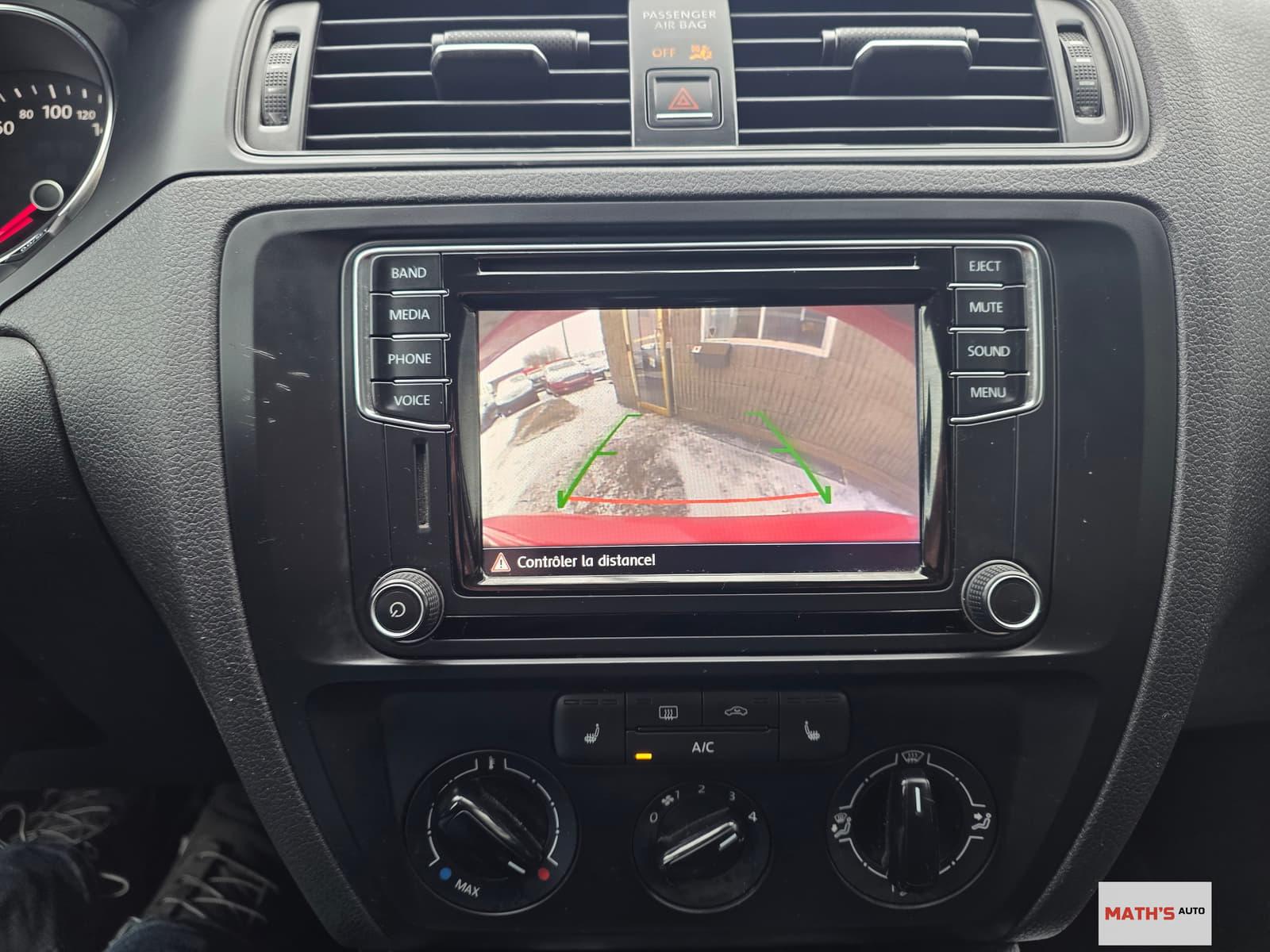 Volkswagen Jetta 2017 - Image 13