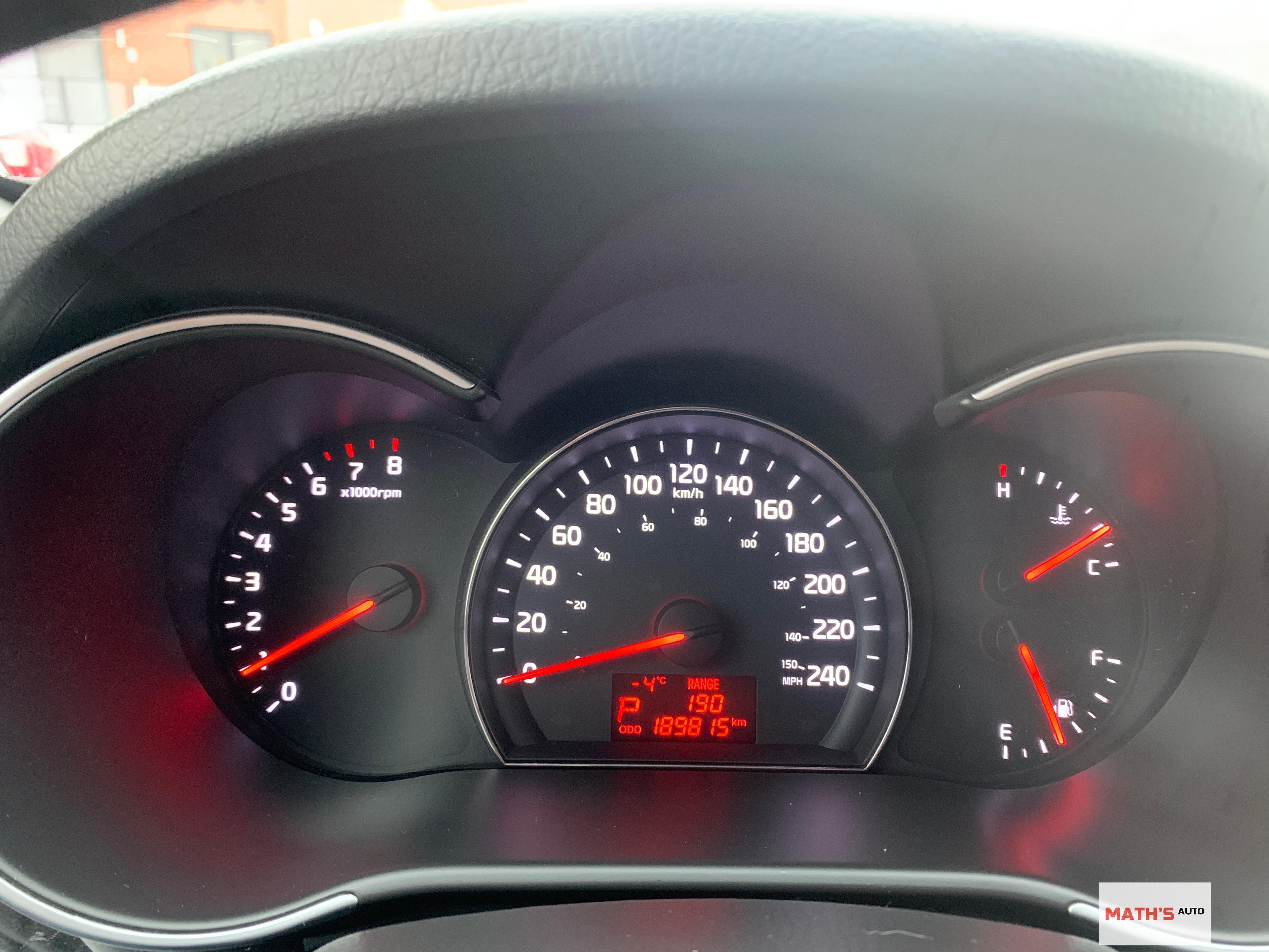 Kia Sorento 2014 - Image 12