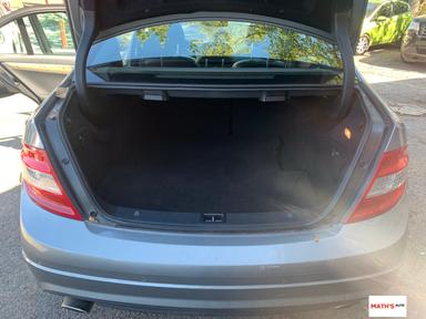 Mercedes-Benz C-Class 2011 - Thumbnail 10
