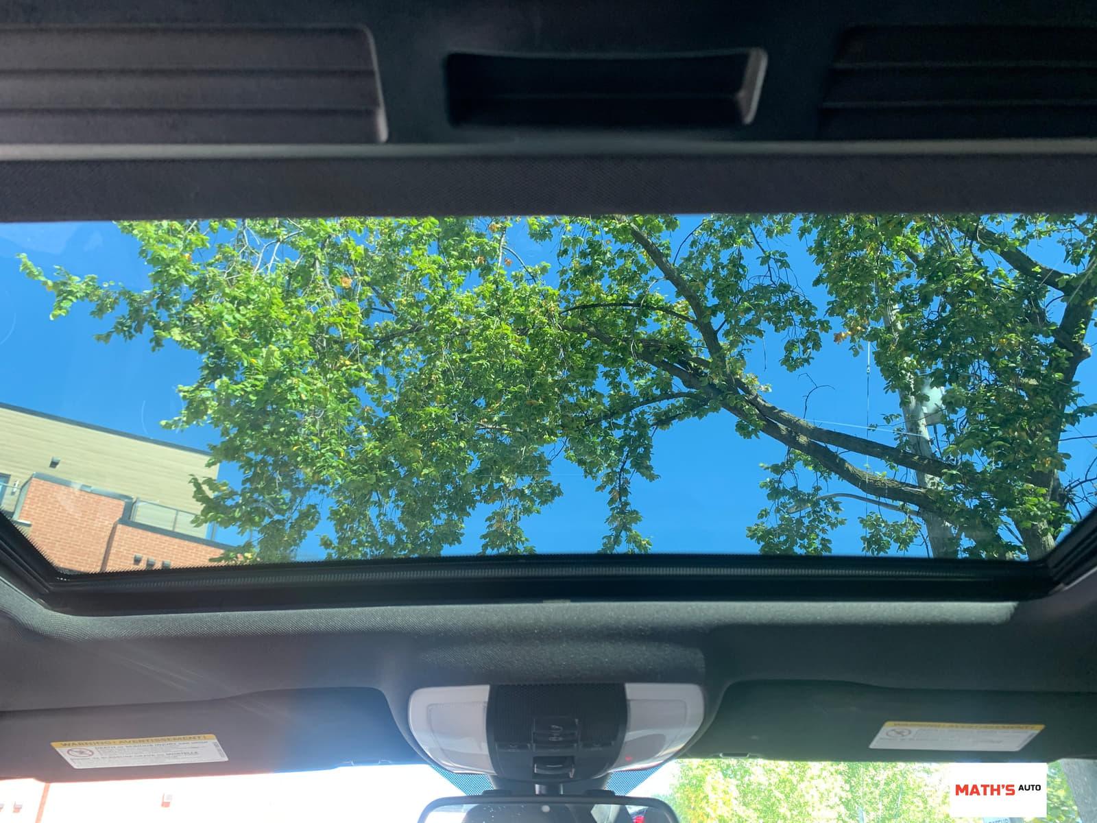 Mercedes-Benz C-Class 2011 - Image 15