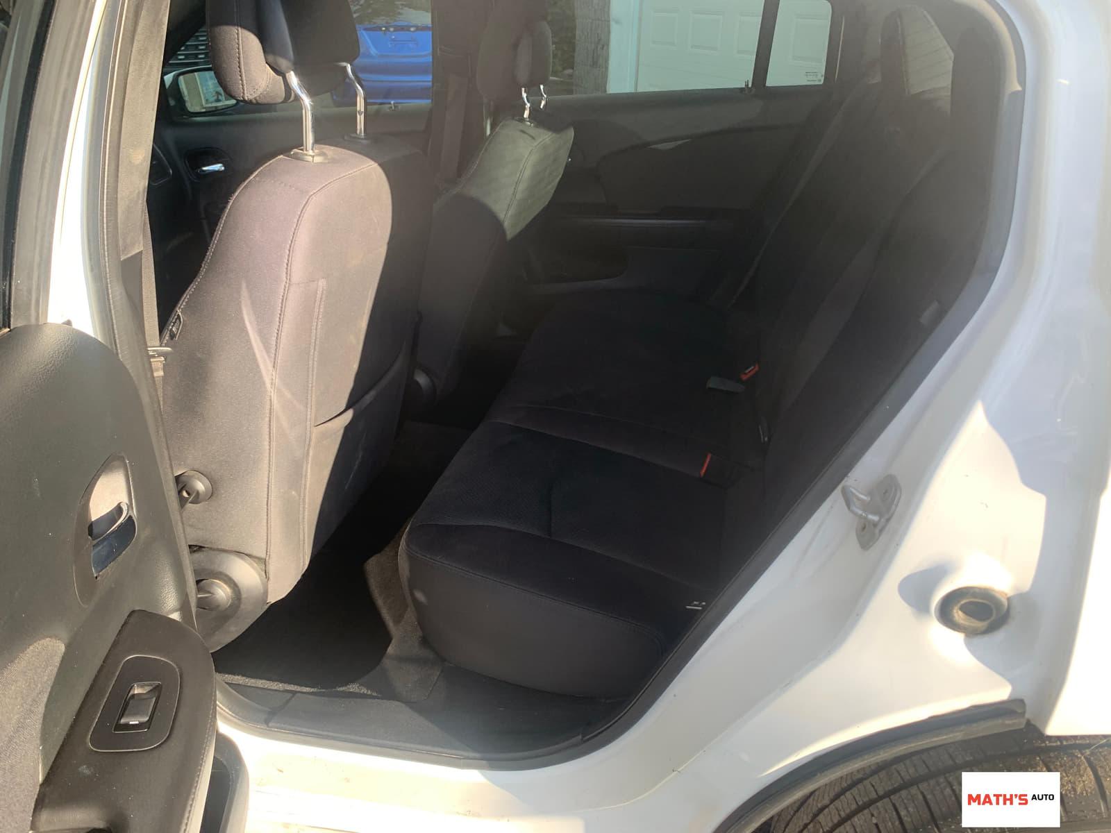 Chrysler 200 2013 - Image 9