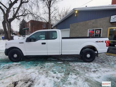 Ford F-150 2016 - Thumbnail 2