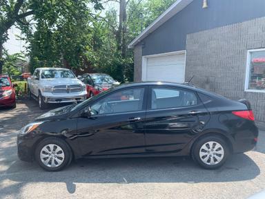 Hyundai Accent 2016 - Thumbnail 3