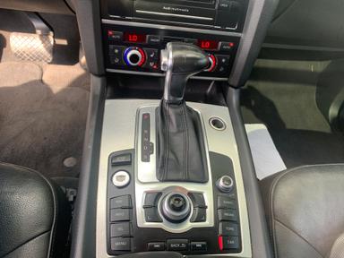 Audi Q7 2015 - Thumbnail 21