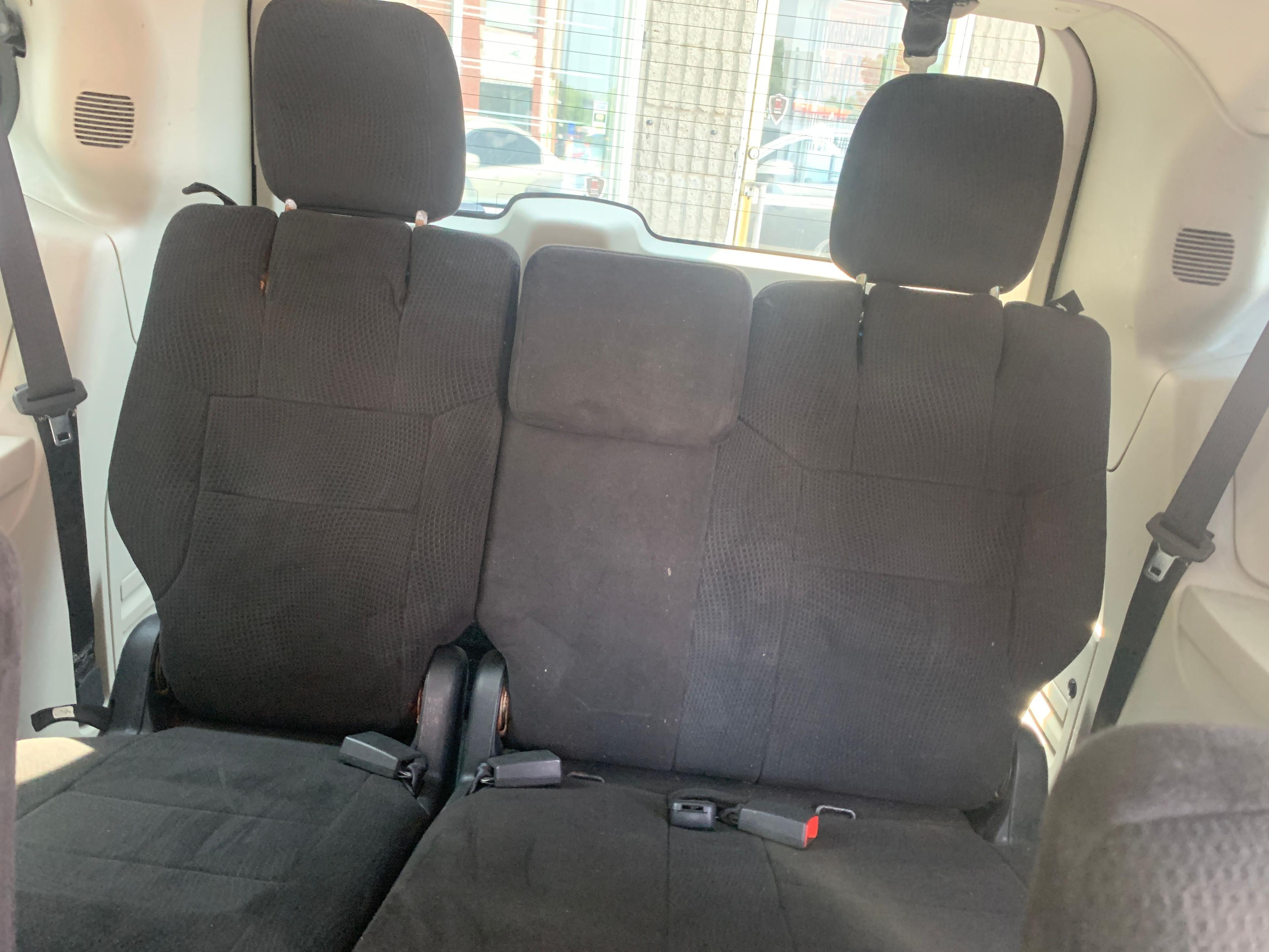 Dodge Grand Caravan 2012 - Image 13