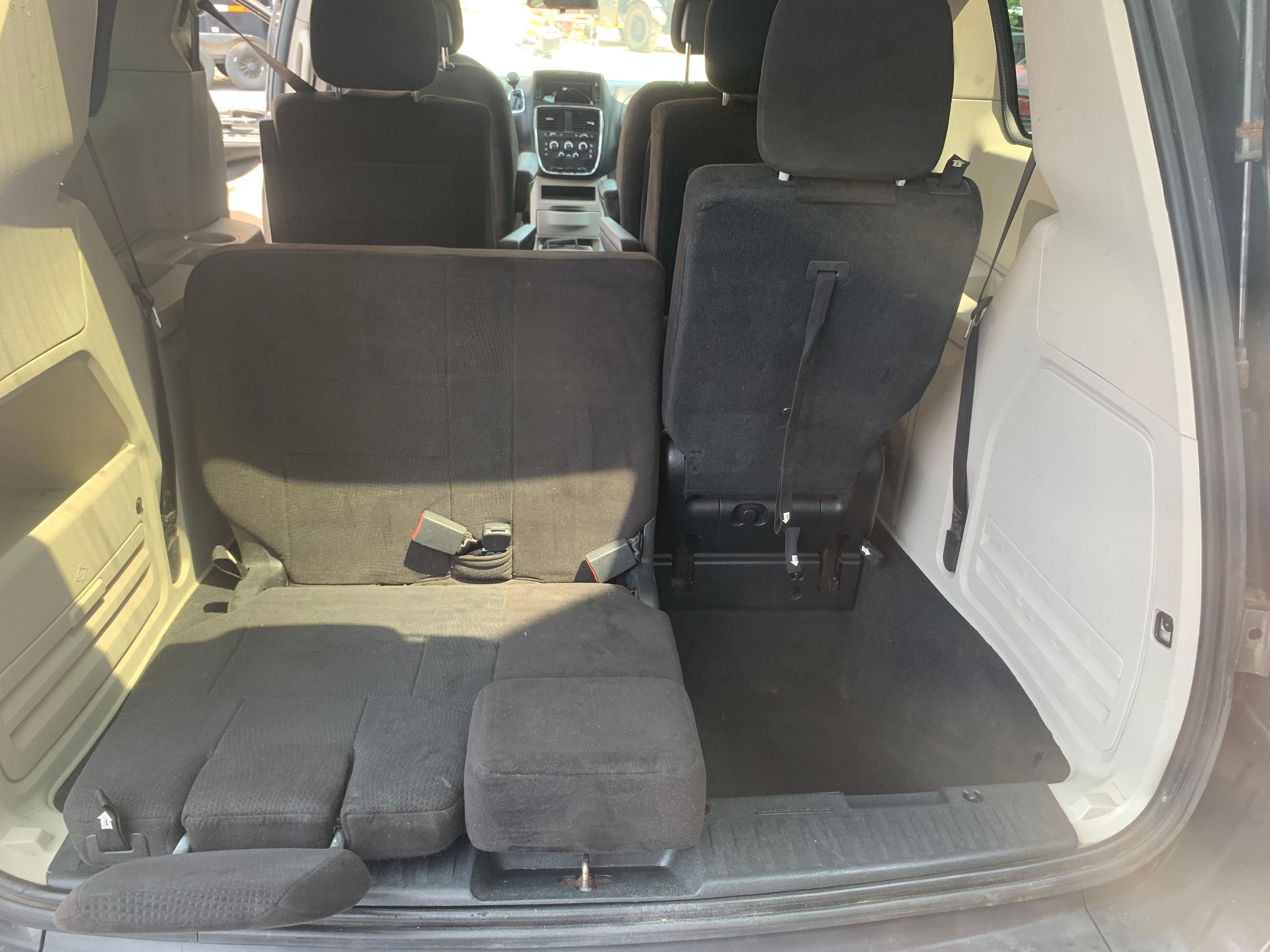 Dodge Grand Caravan 2012 - Image 14