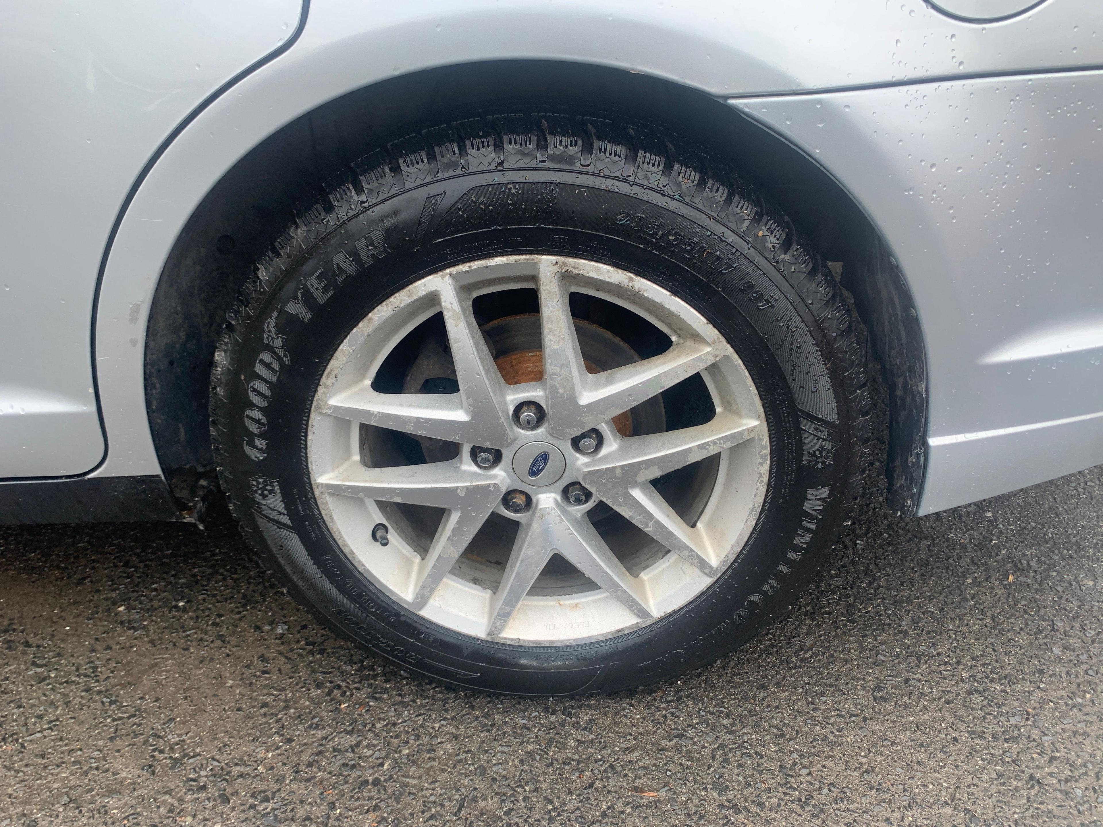 Ford Fusion 2011 - Image 8