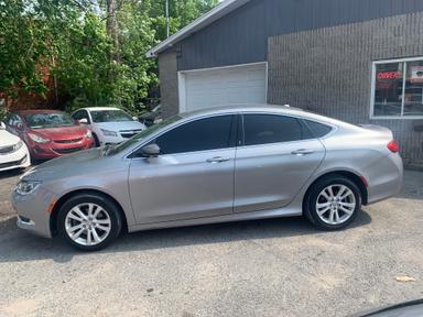 Chrysler 200 2015 - Thumbnail 3