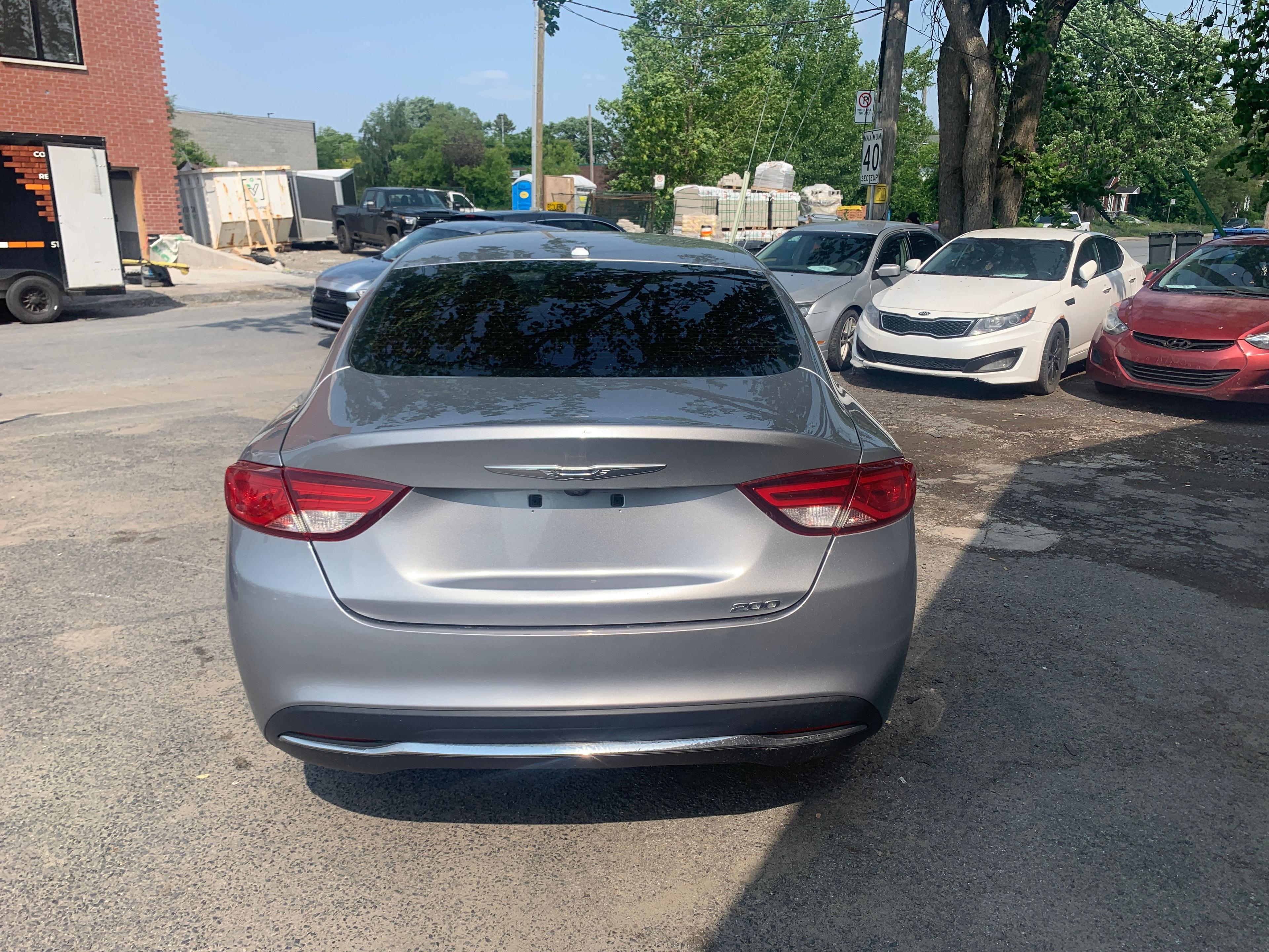 Chrysler 200 2015 - Image 6