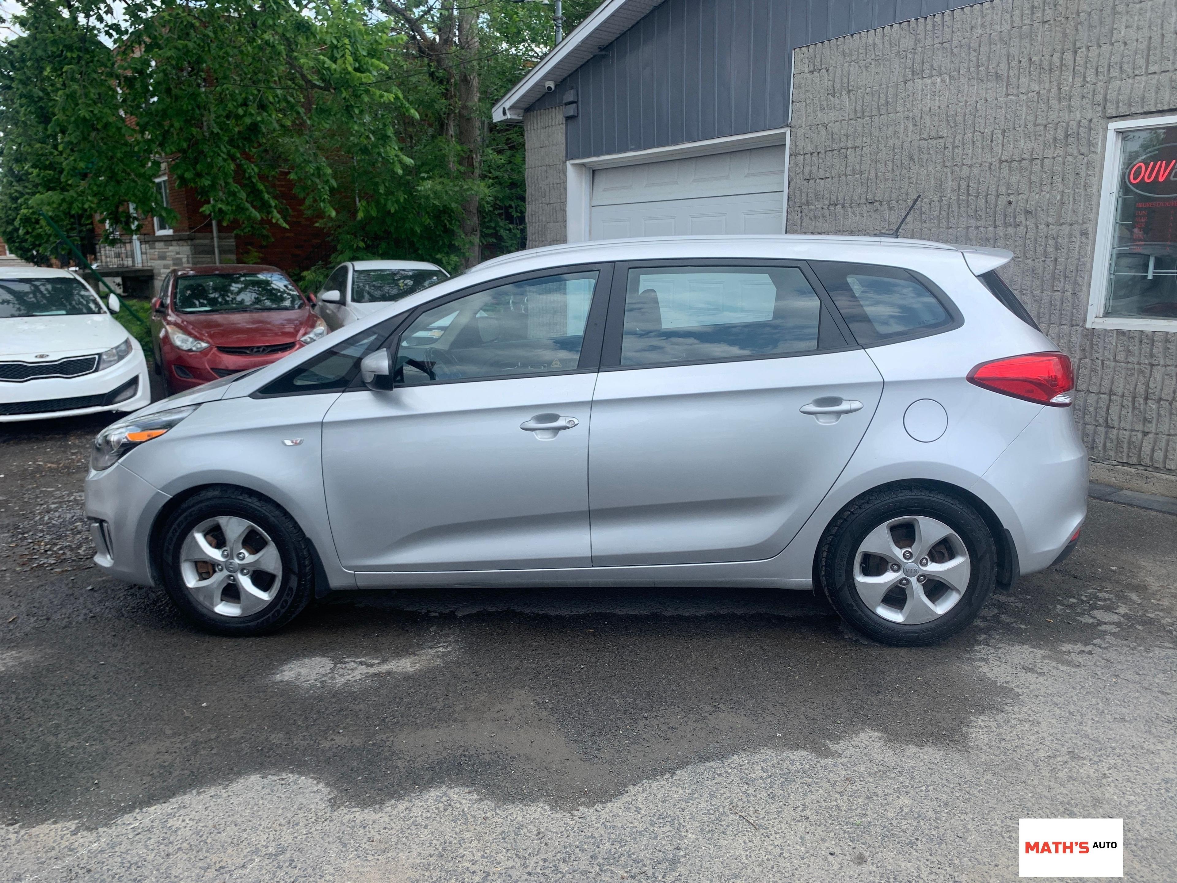 Kia Rondo 2014 - Image 3