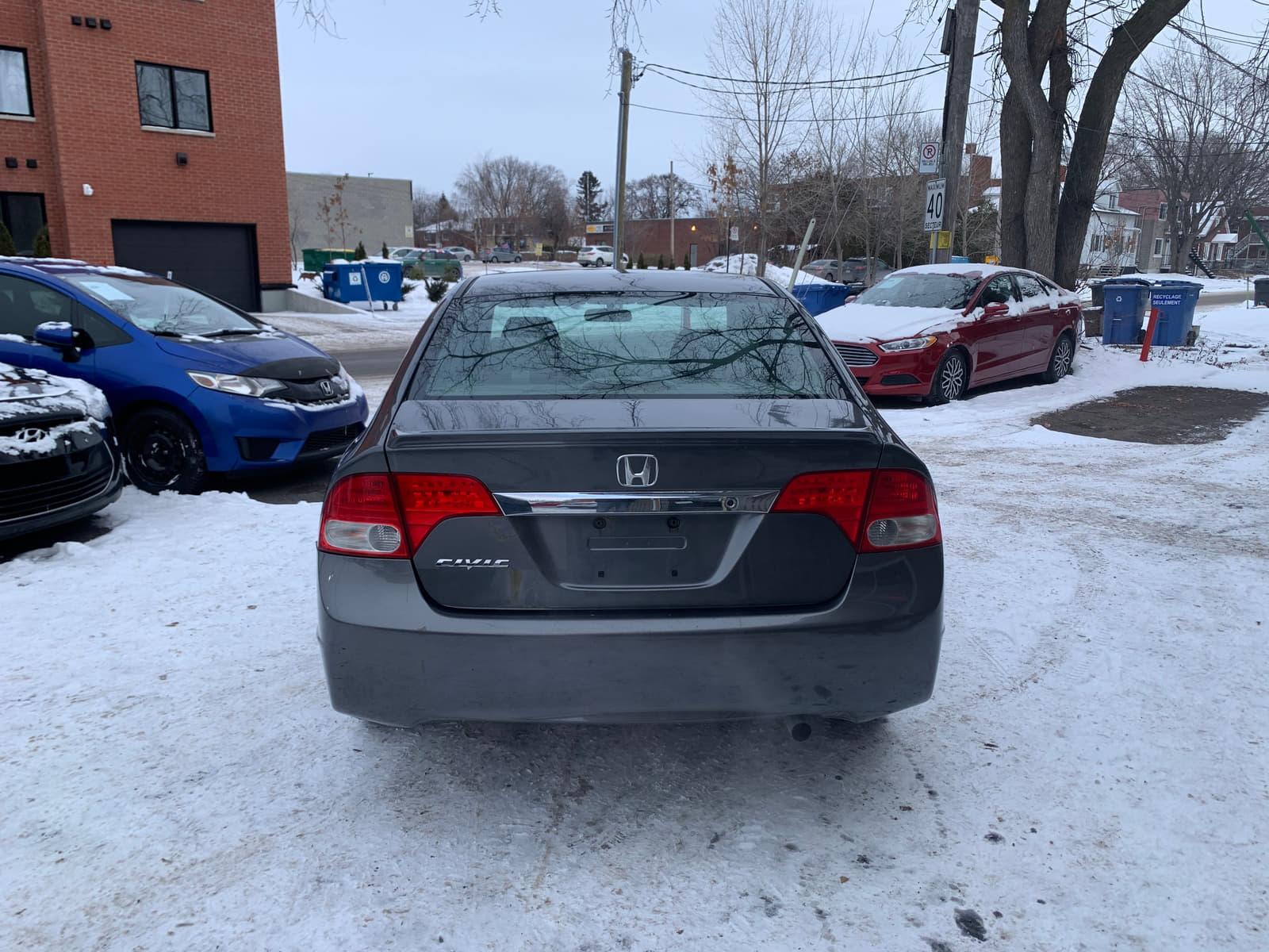 Honda Civic 2010 - Image 5