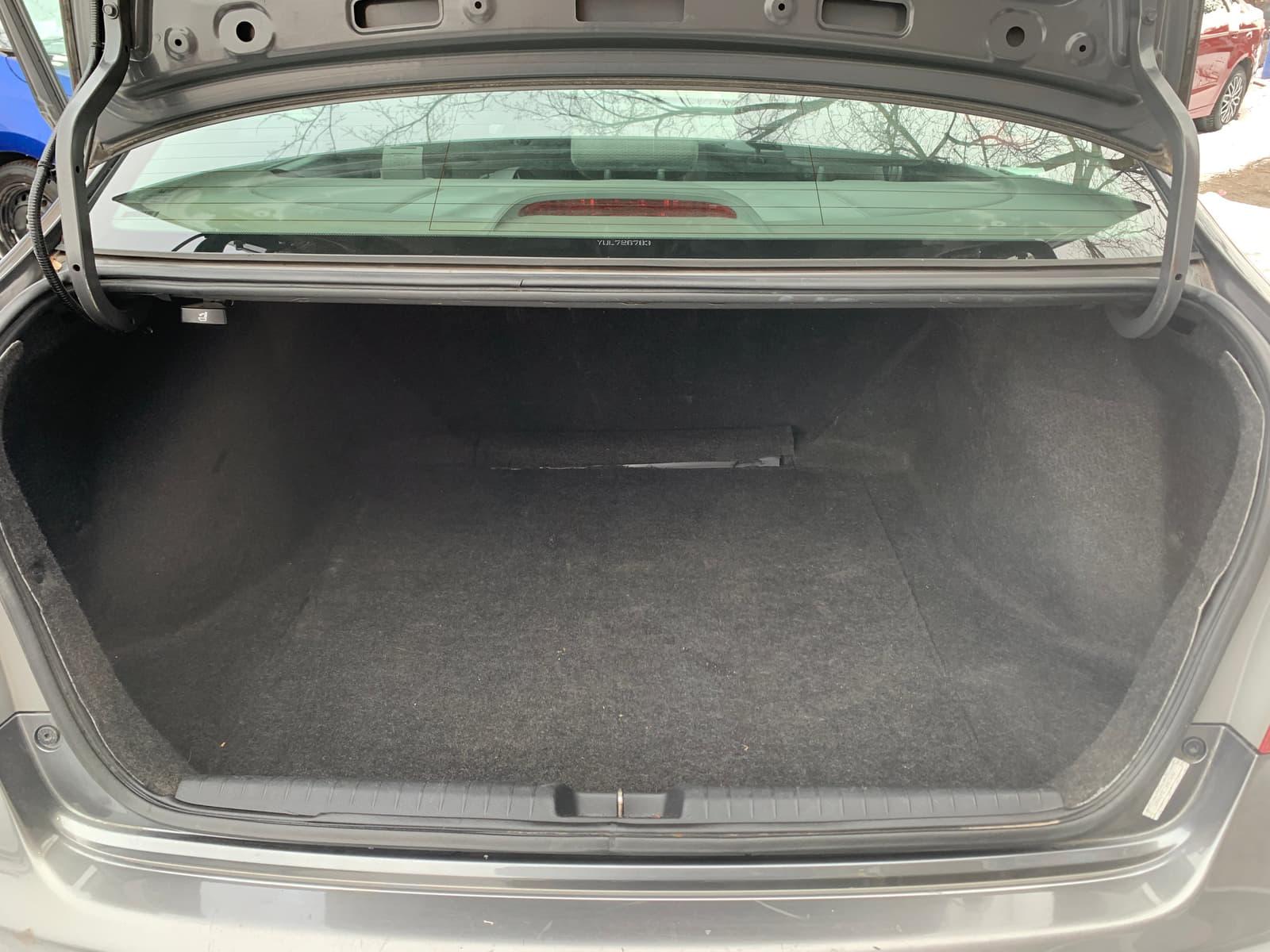 Honda Civic 2010 - Image 11