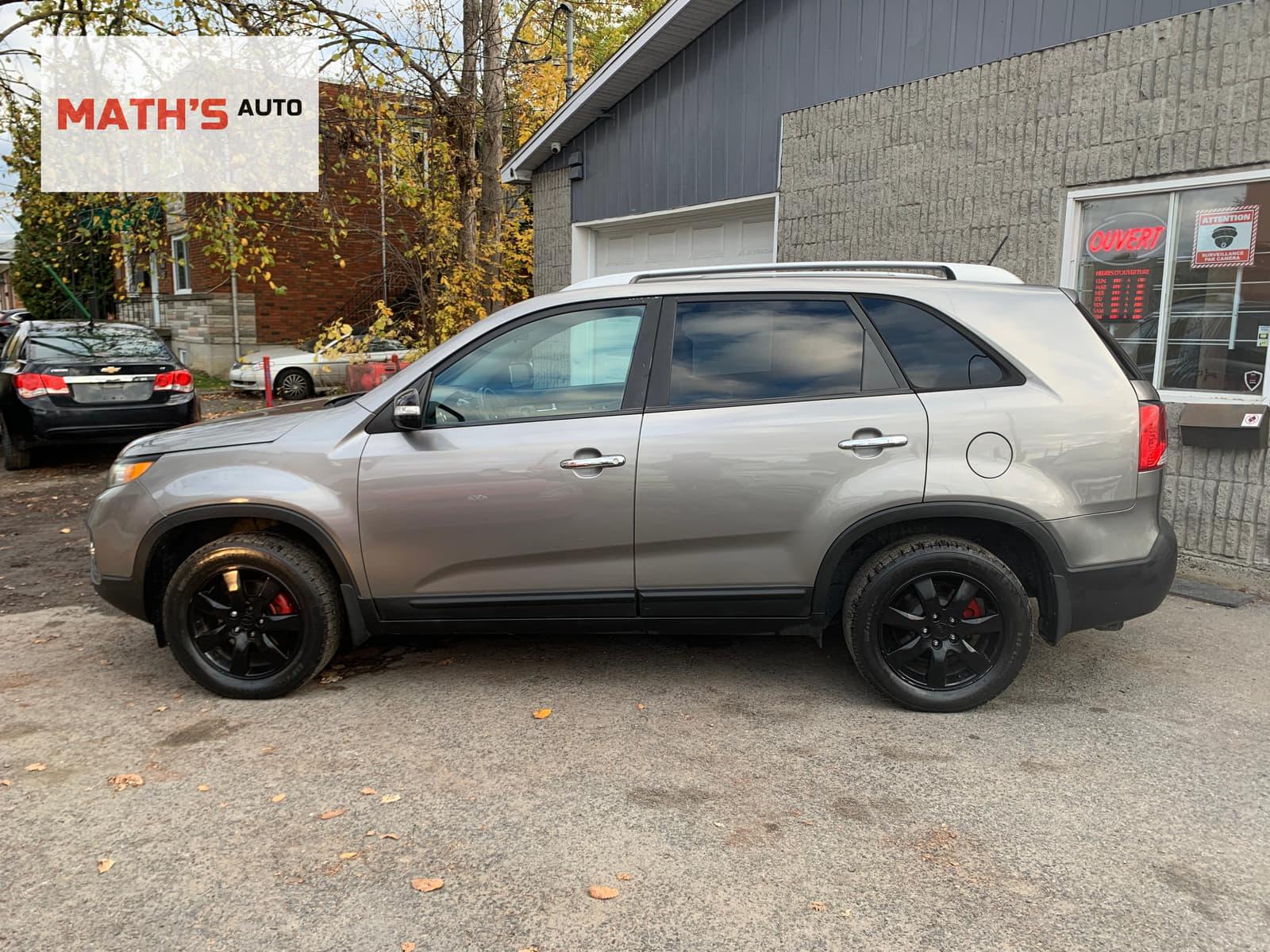 Kia Sorento 2011 - Image 2