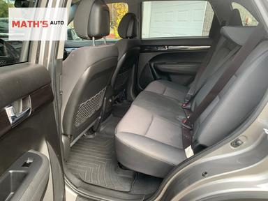 Kia Sorento 2011 - Thumbnail 7