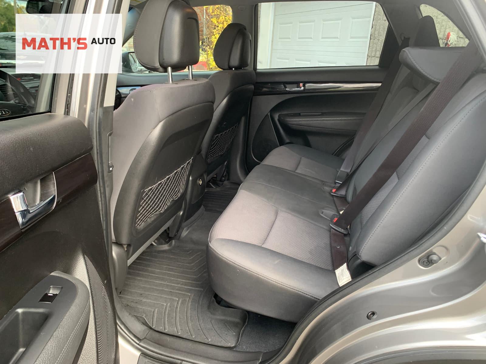 Kia Sorento 2011 - Image 7