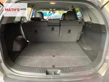 Kia Sorento 2011 - Thumbnail 8