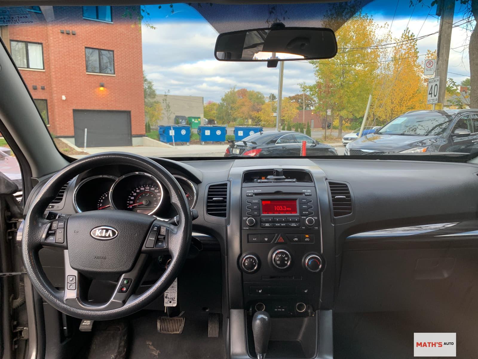 Kia Sorento 2011 - Image 11