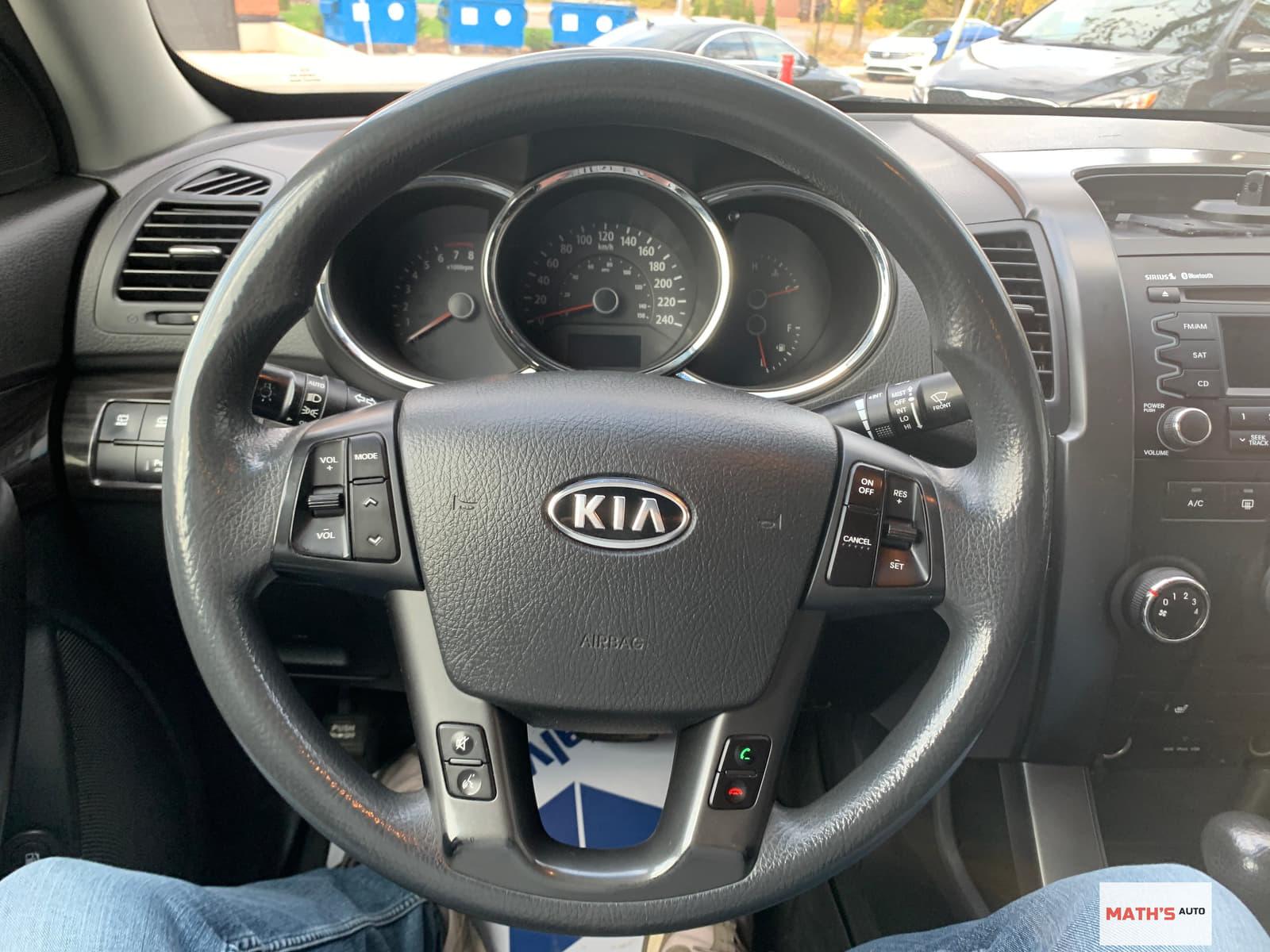 Kia Sorento 2011 - Image 12