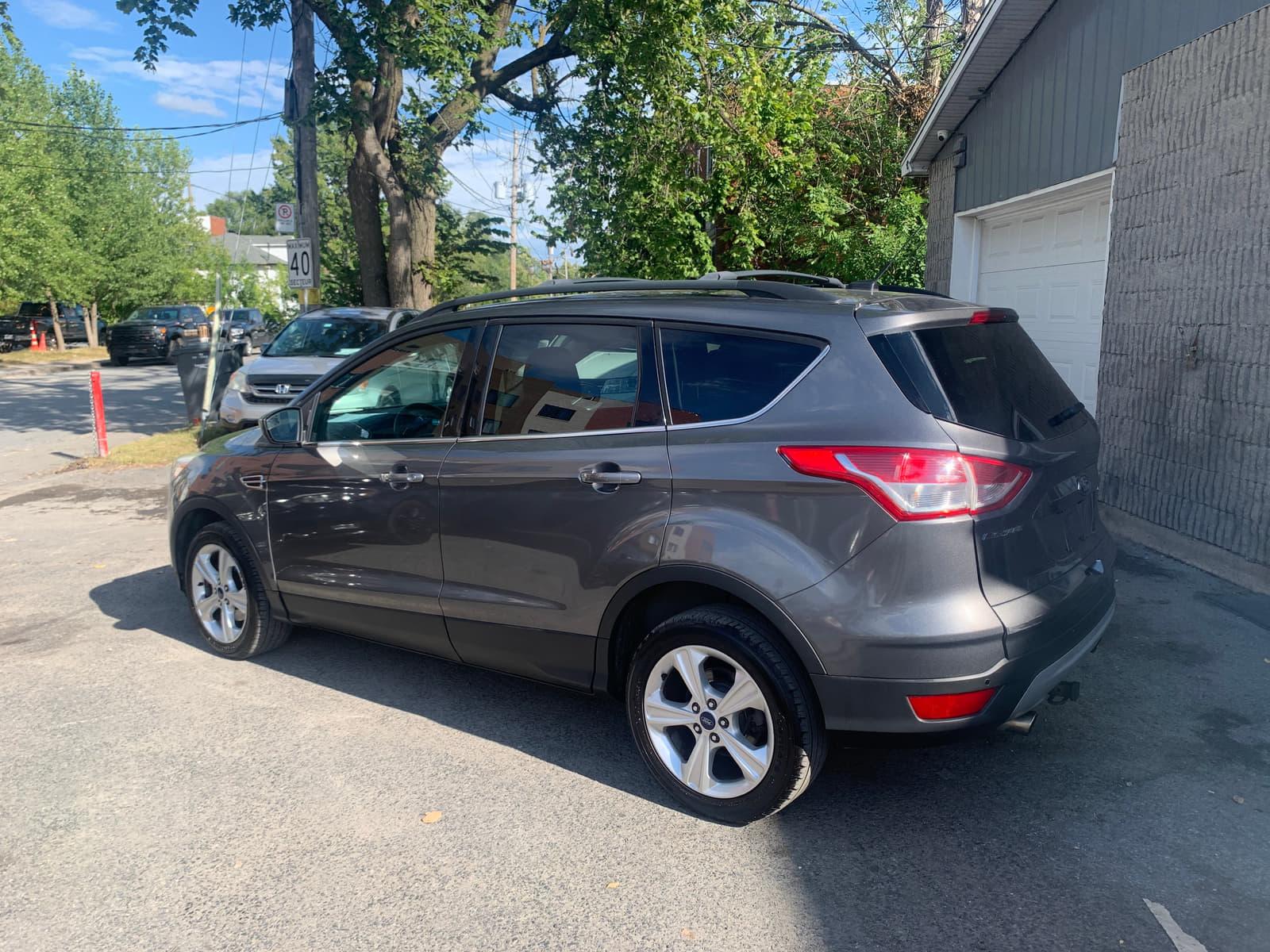 Ford Escape 2014 - Image 2