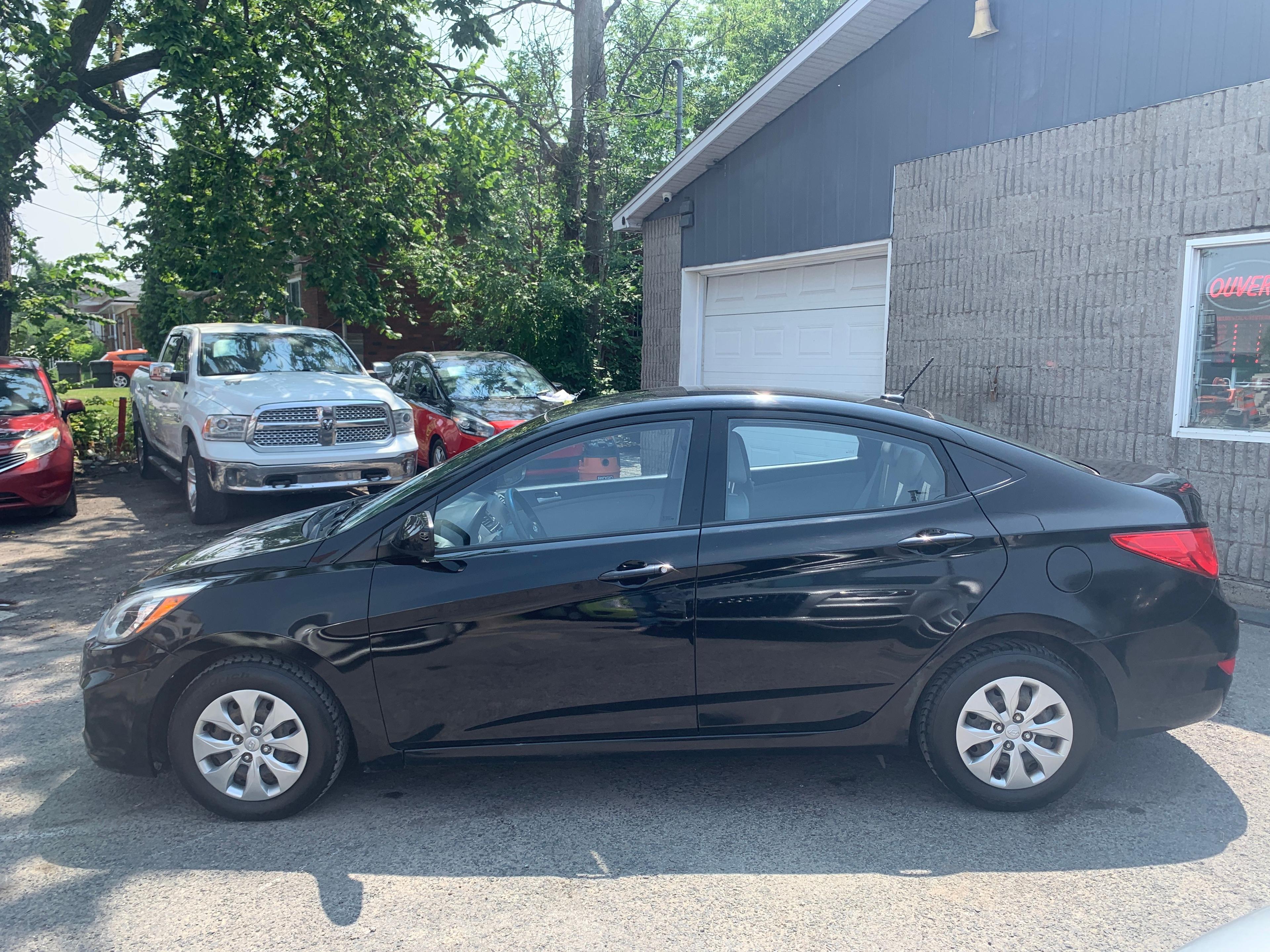 Hyundai Accent 2016 - Image 3