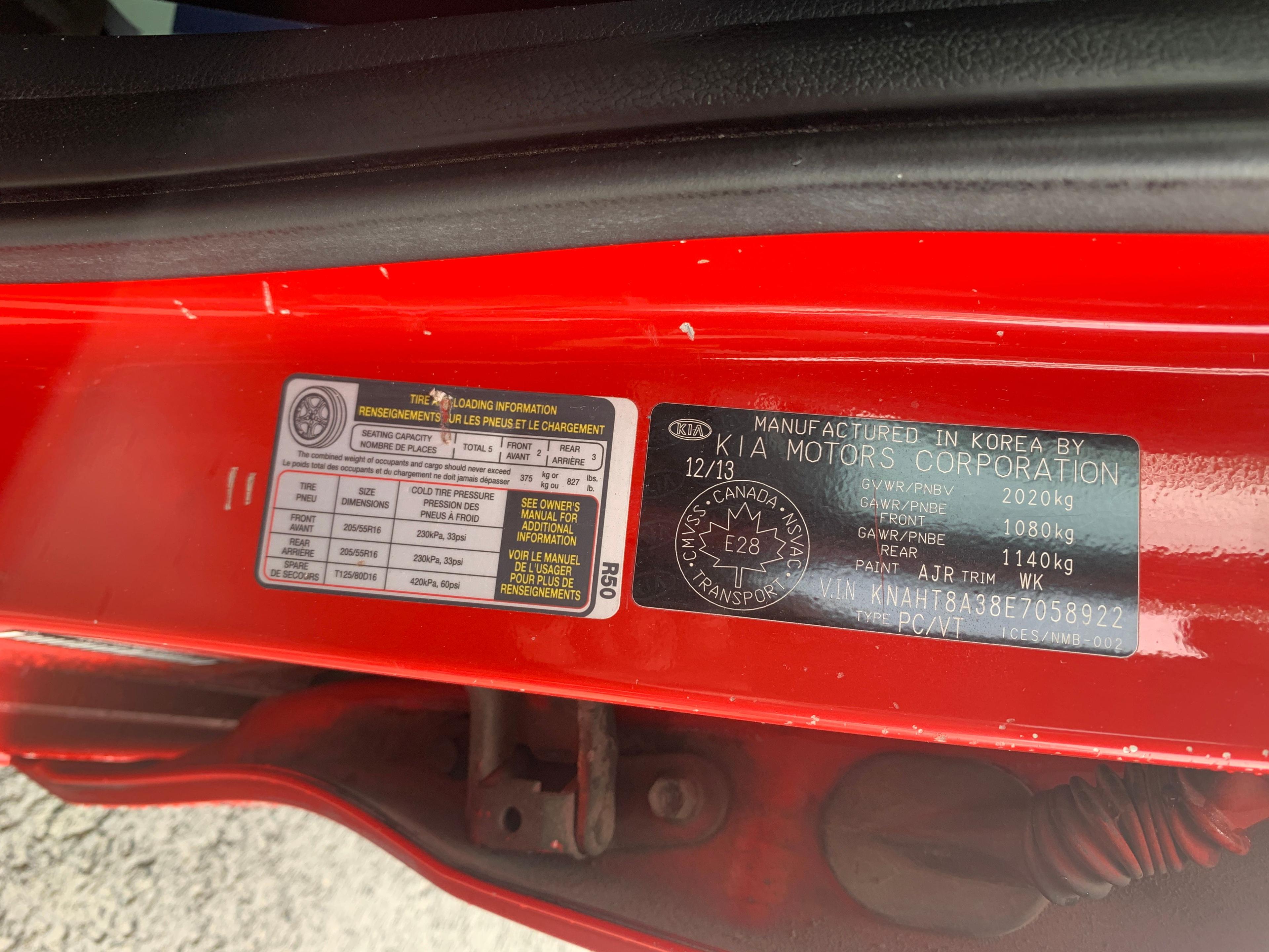 Kia Rondo 2014 - Image 12