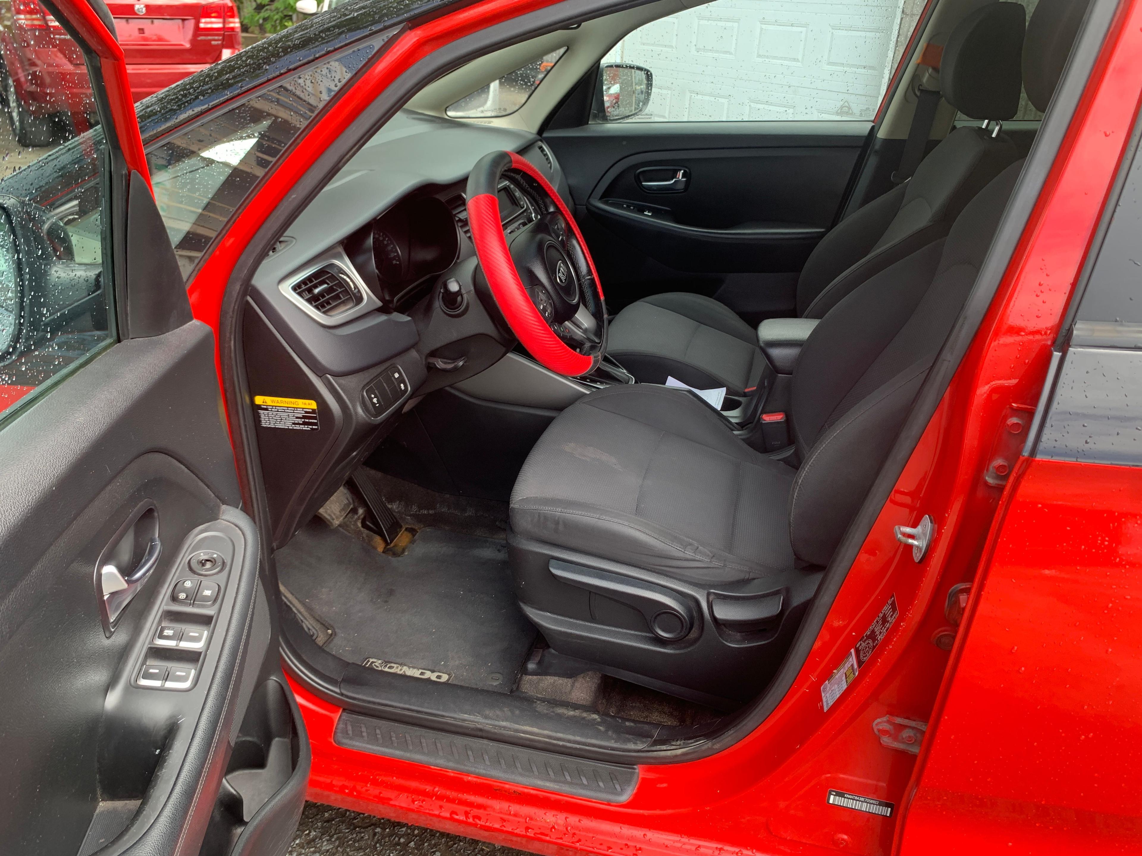 Kia Rondo 2014 - Image 10