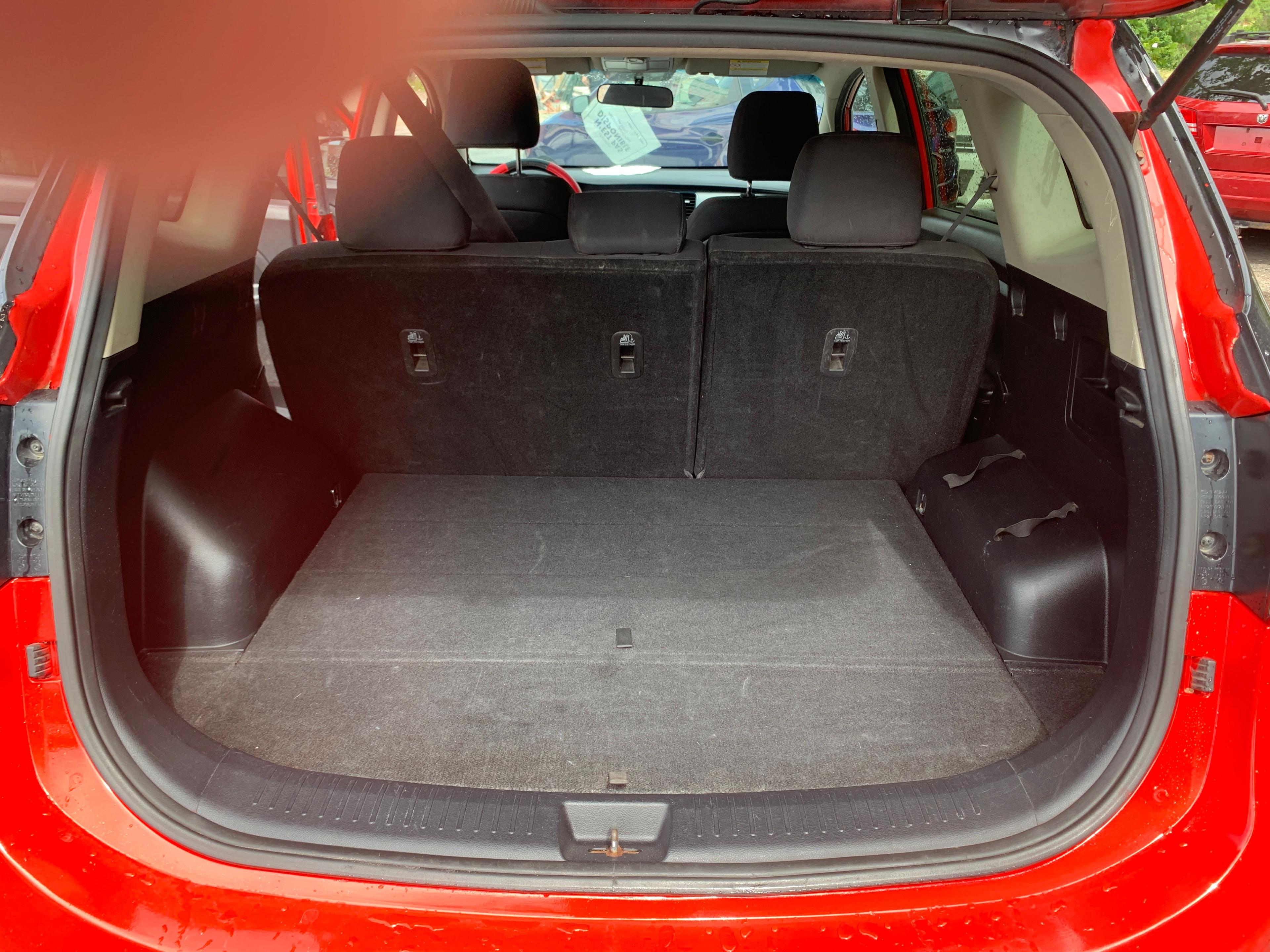 Kia Rondo 2014 - Image 8