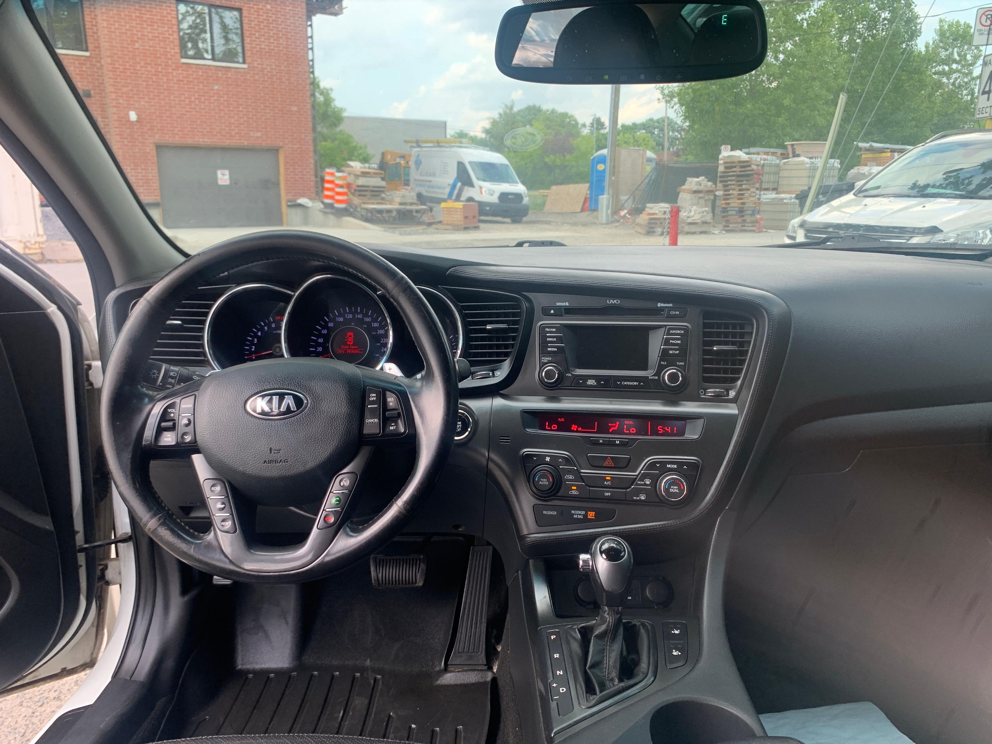 Kia Optima 2013 - Image 13