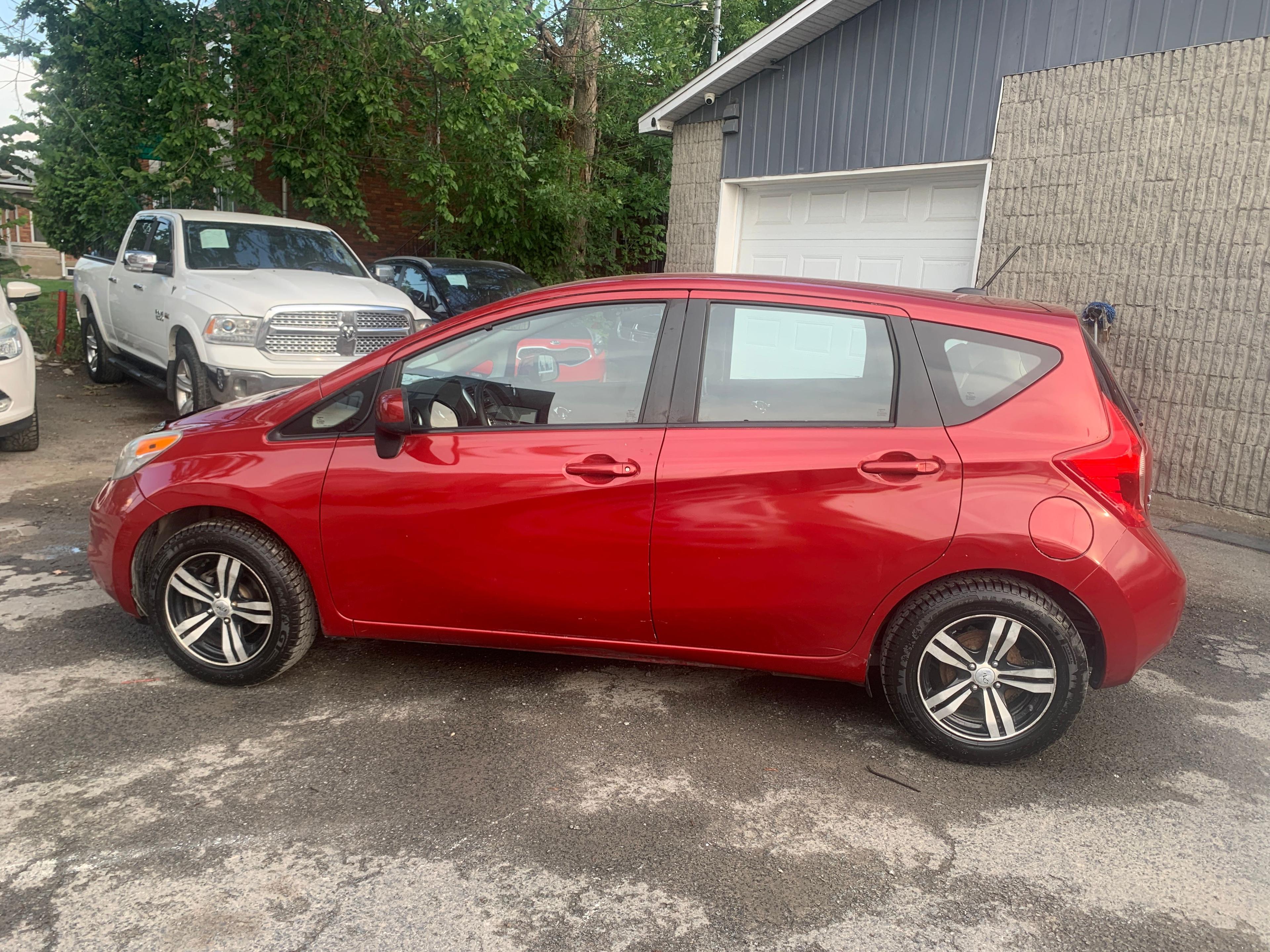 Nissan Versa Note 2014 - Image 3