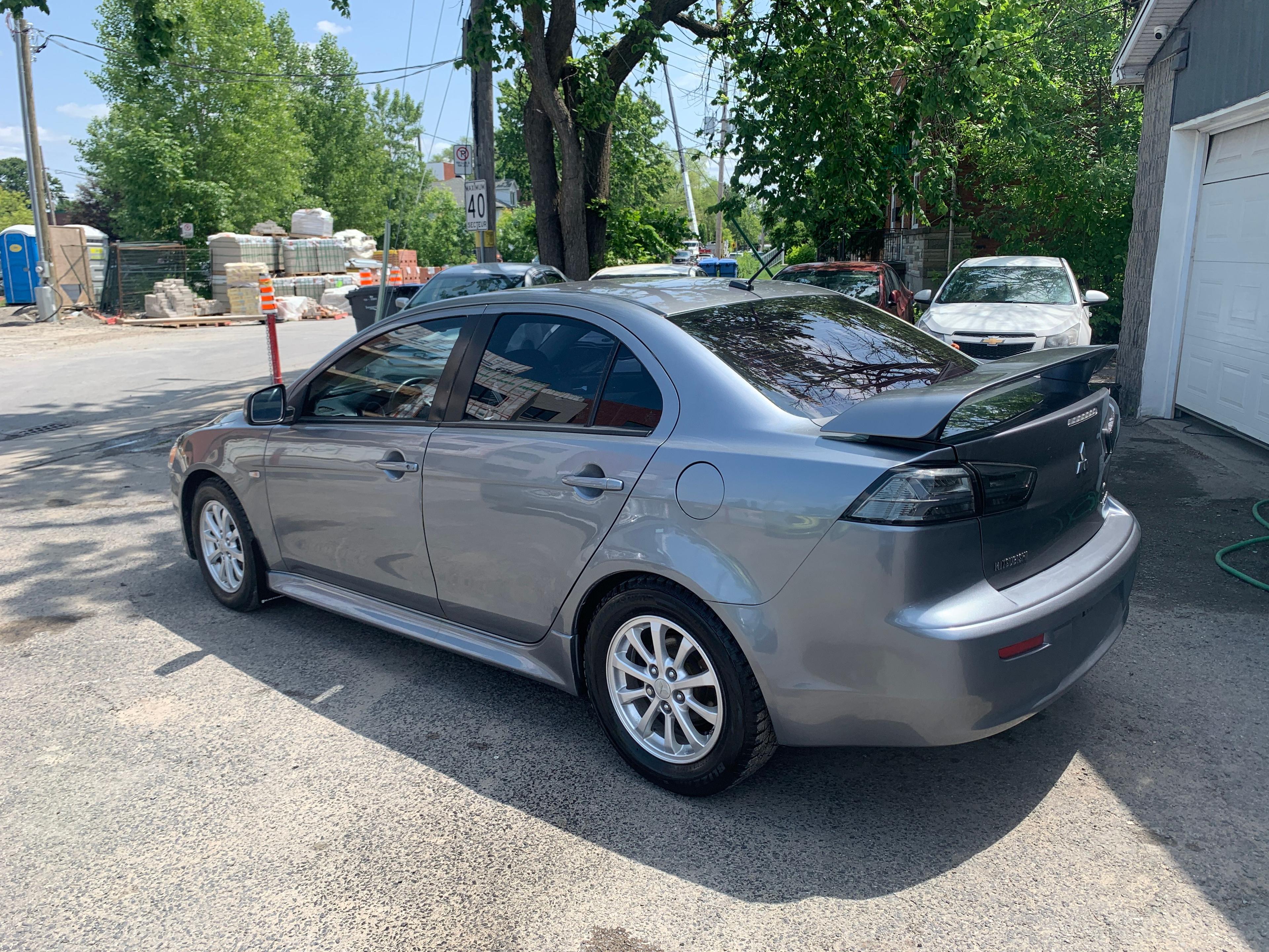 Mitsubishi Lancer 2012 - Image 2