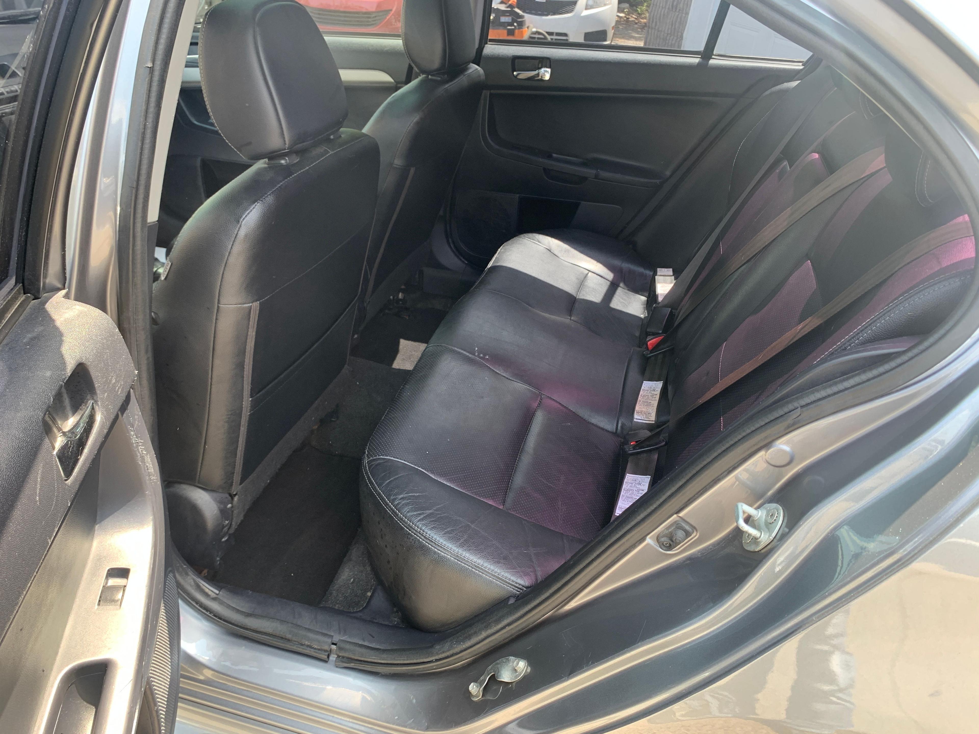 Mitsubishi Lancer 2012 - Image 10