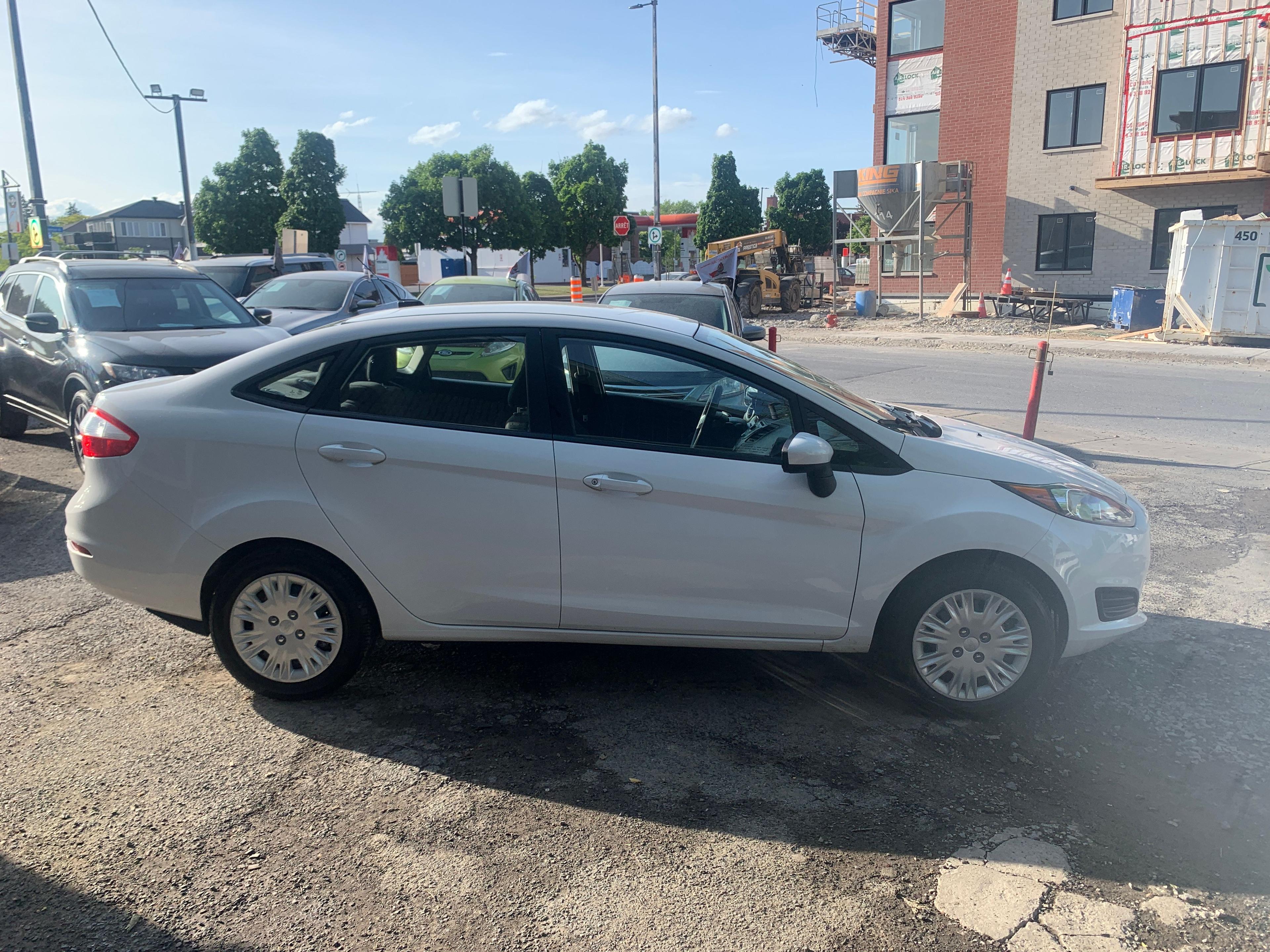 Ford Fiesta 2014 - Image 5