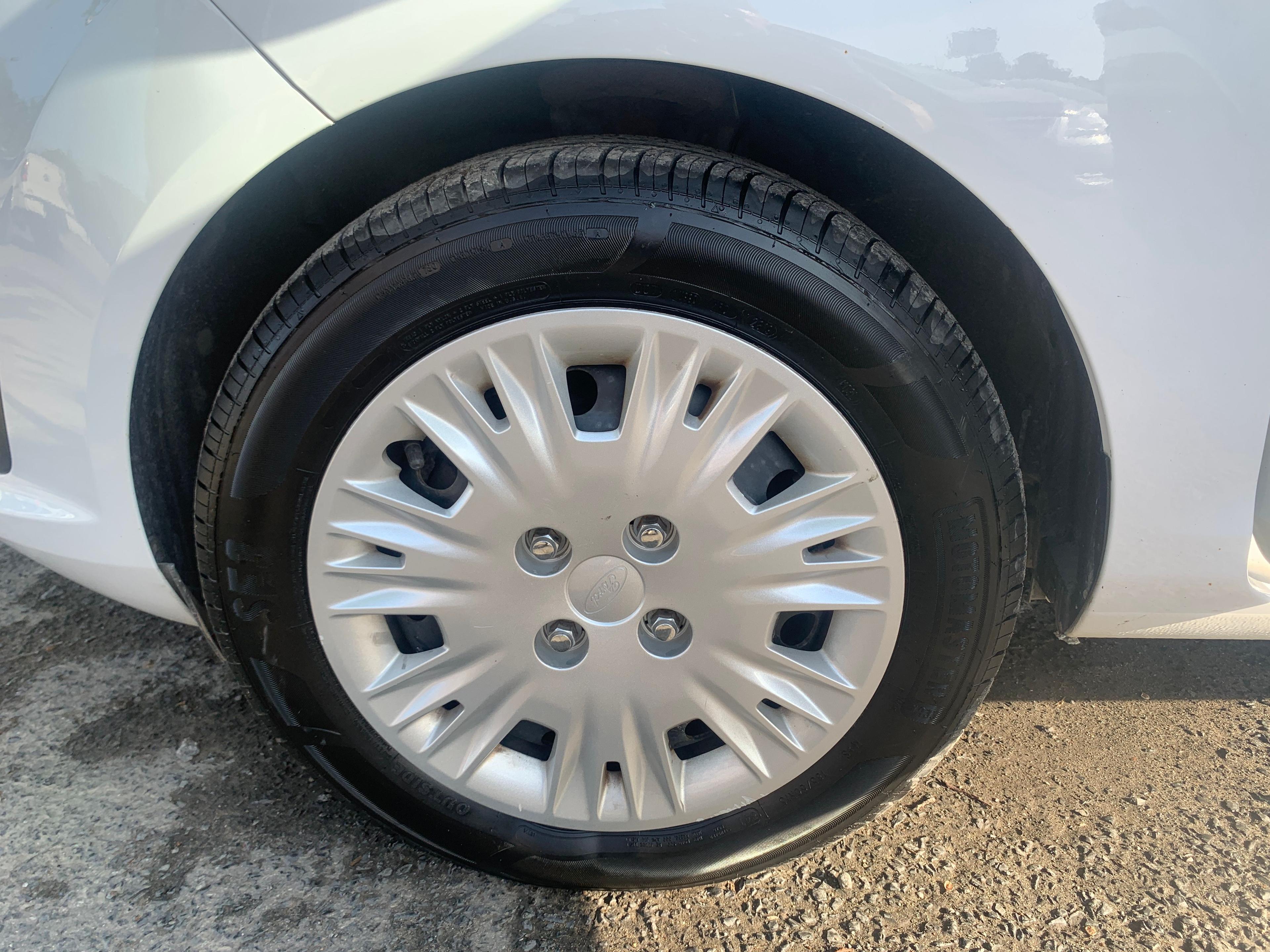 Ford Fiesta 2014 - Image 11