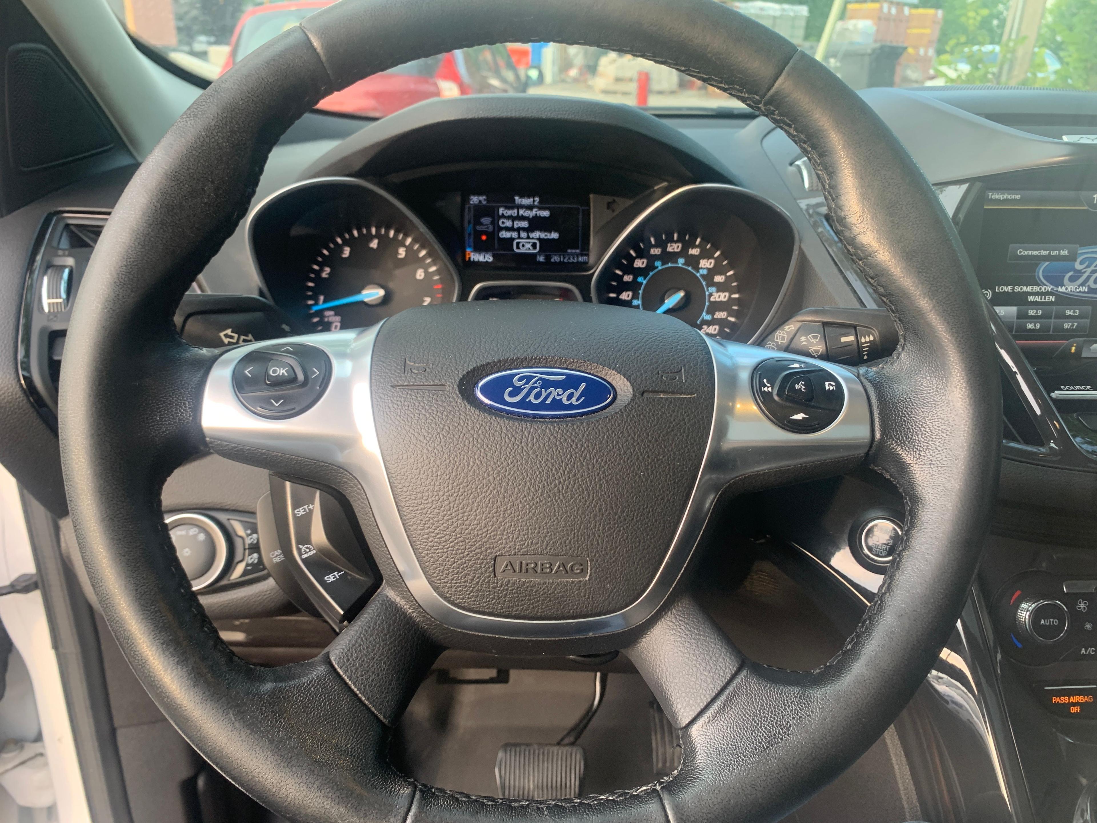 Ford Escape 2015 - Image 13