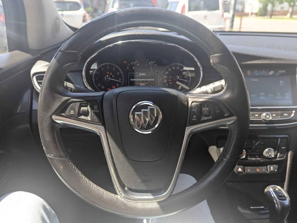Buick Encore 2017 - Image 18