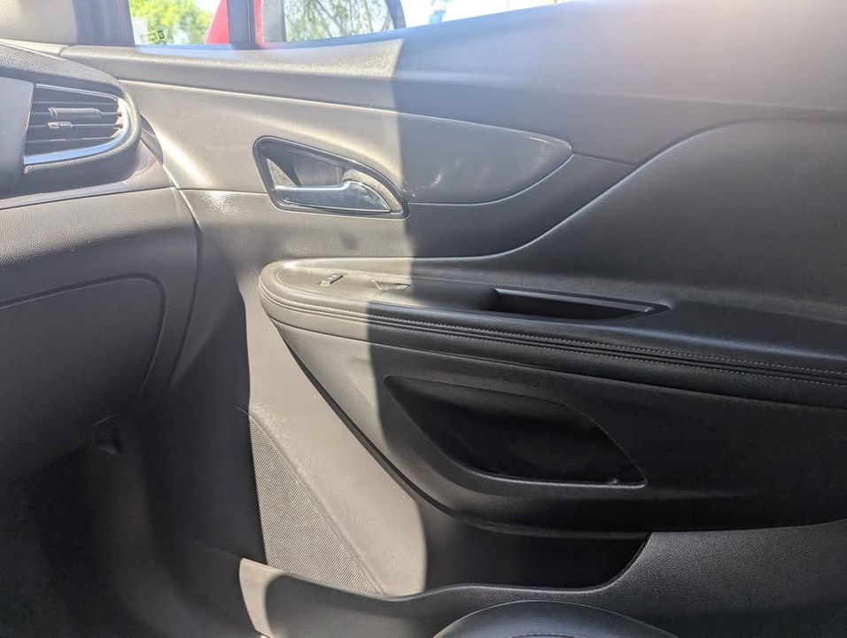 Buick Encore 2017 - Image 14