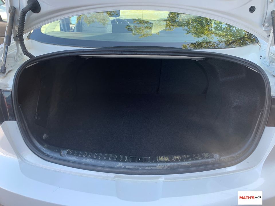 Mazda MAZDA3 2010 - Image 9