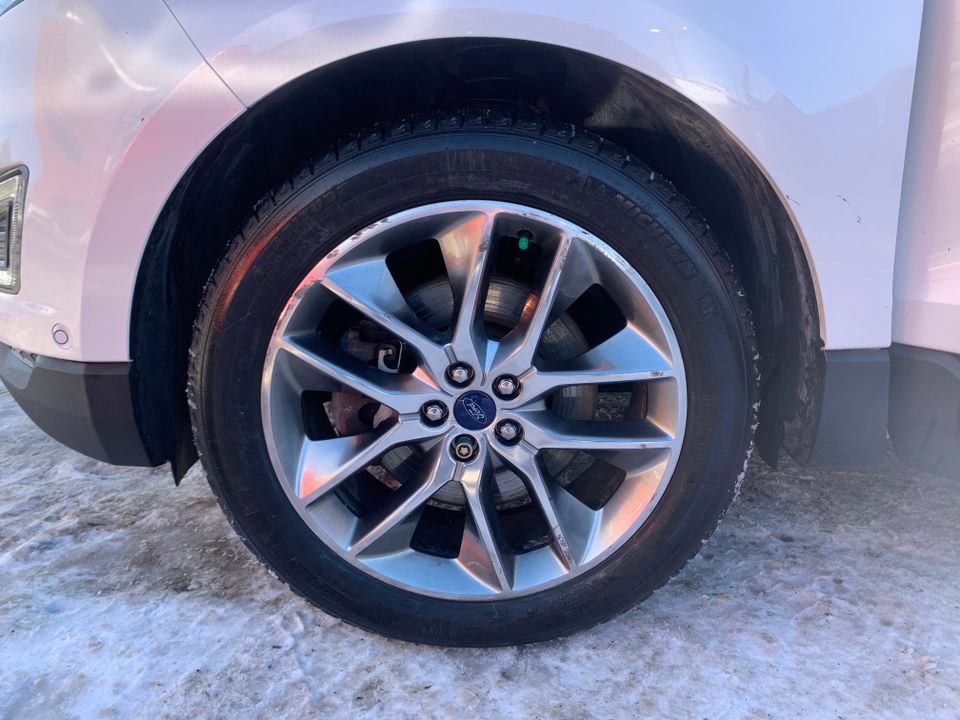 Ford Edge 2015 - Image 16